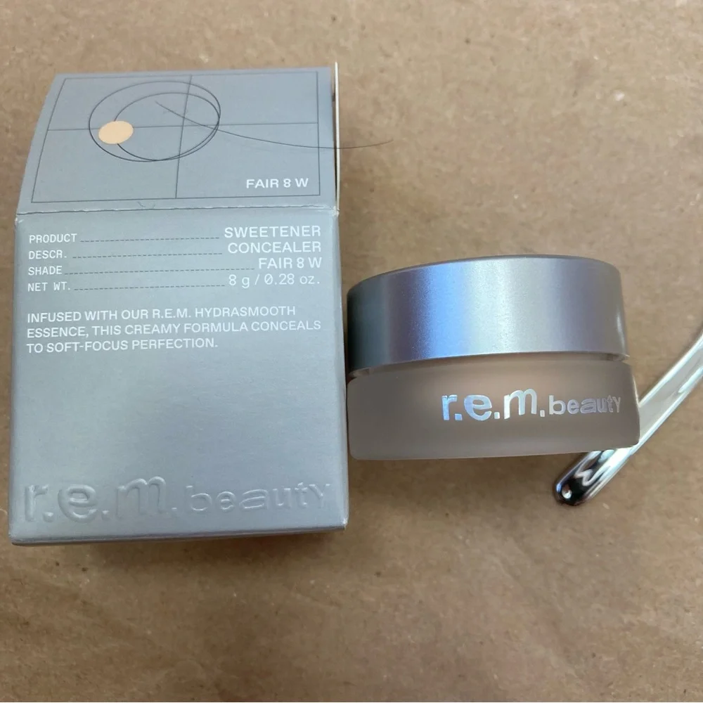 REM concealer